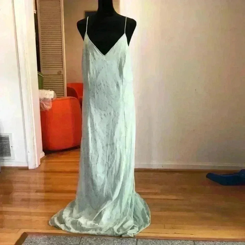 V neck dress, 14